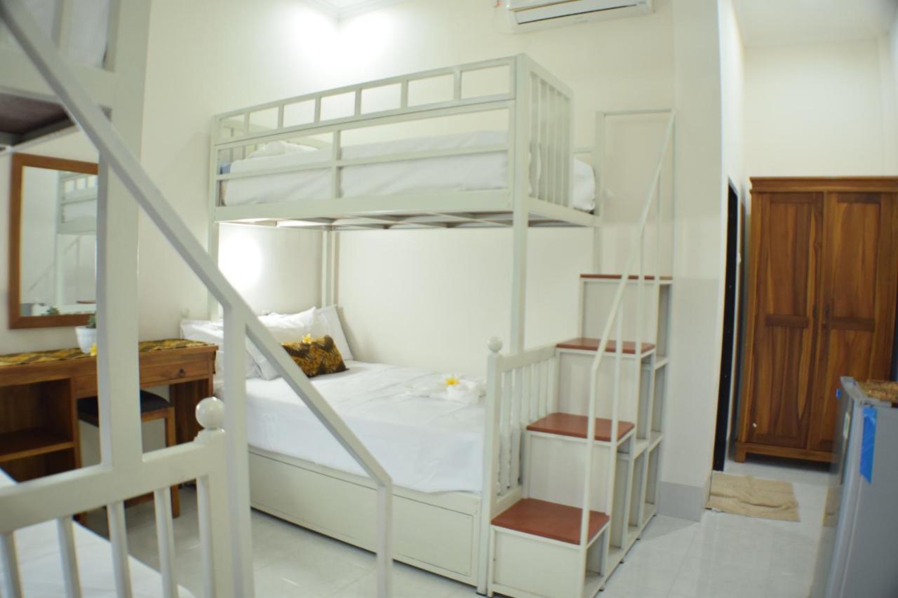 Kj Inn Homestay Senggigi Εξωτερικό φωτογραφία